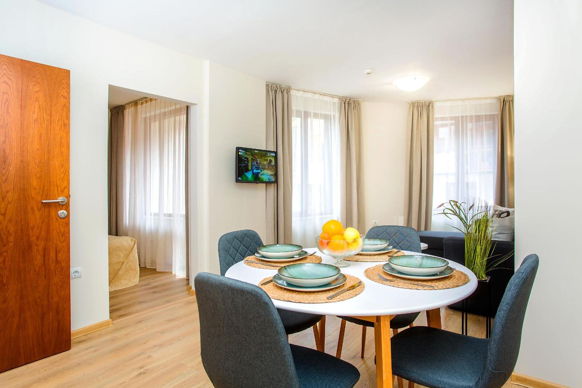 - Castle Complex 2 Apartment